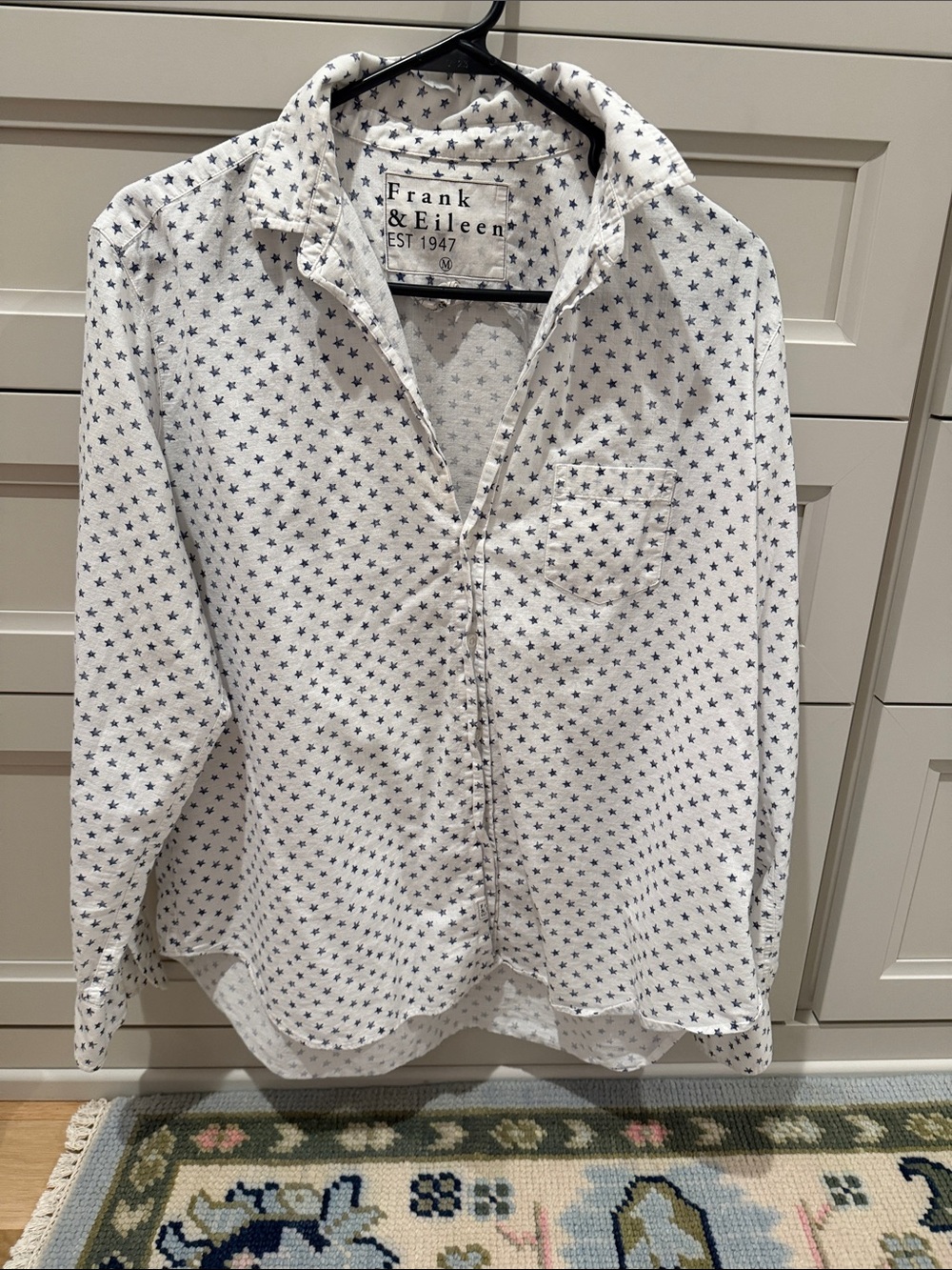 Frank & Eileen White Button-Down Shirt with Navy Star Pattern